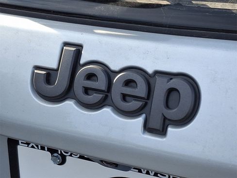 New 2026 Jeep Compass Limited image 11