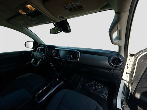 Used 2021 Toyota Tacoma SR5 image 26