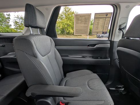 Used 2022 Hyundai Palisade SEL w/ Cargo Package image 32