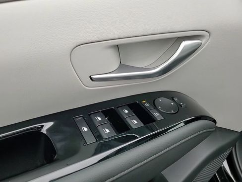 New 2026 Hyundai Tucson Limited image 12