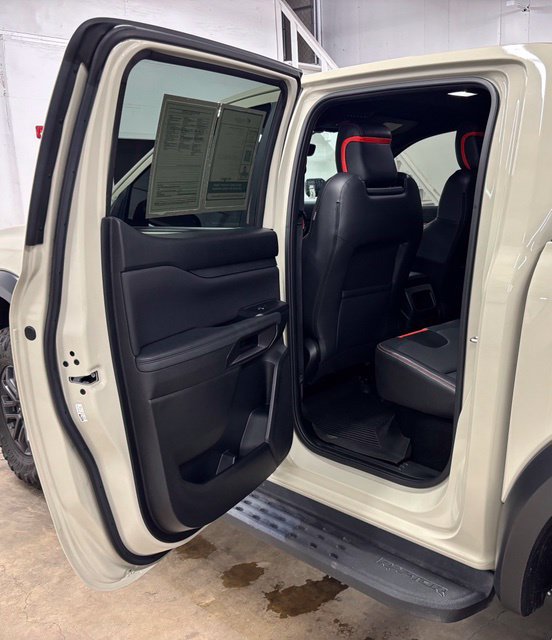 Used 2025 Ford Ranger Raptor AWD/4WD image 23