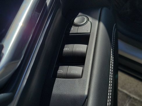 New 2026 GMC Terrain Elevation w/ Elevation Premium Package FWD image 20
