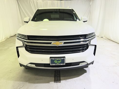 Used 2022 Chevrolet Tahoe LT w/ LT Signature Plus Package AWD/4WD image 3