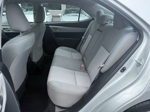 Used 2015 Toyota Corolla LE FWD image 7