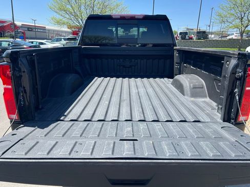 Used 2024 Chevrolet Silverado 2500 LTZ w/ LTZ Premium Package AWD/4WD image 26