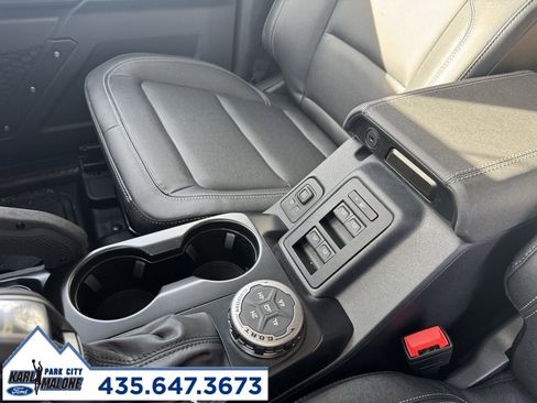 New 2025 Ford Bronco Badlands image 14