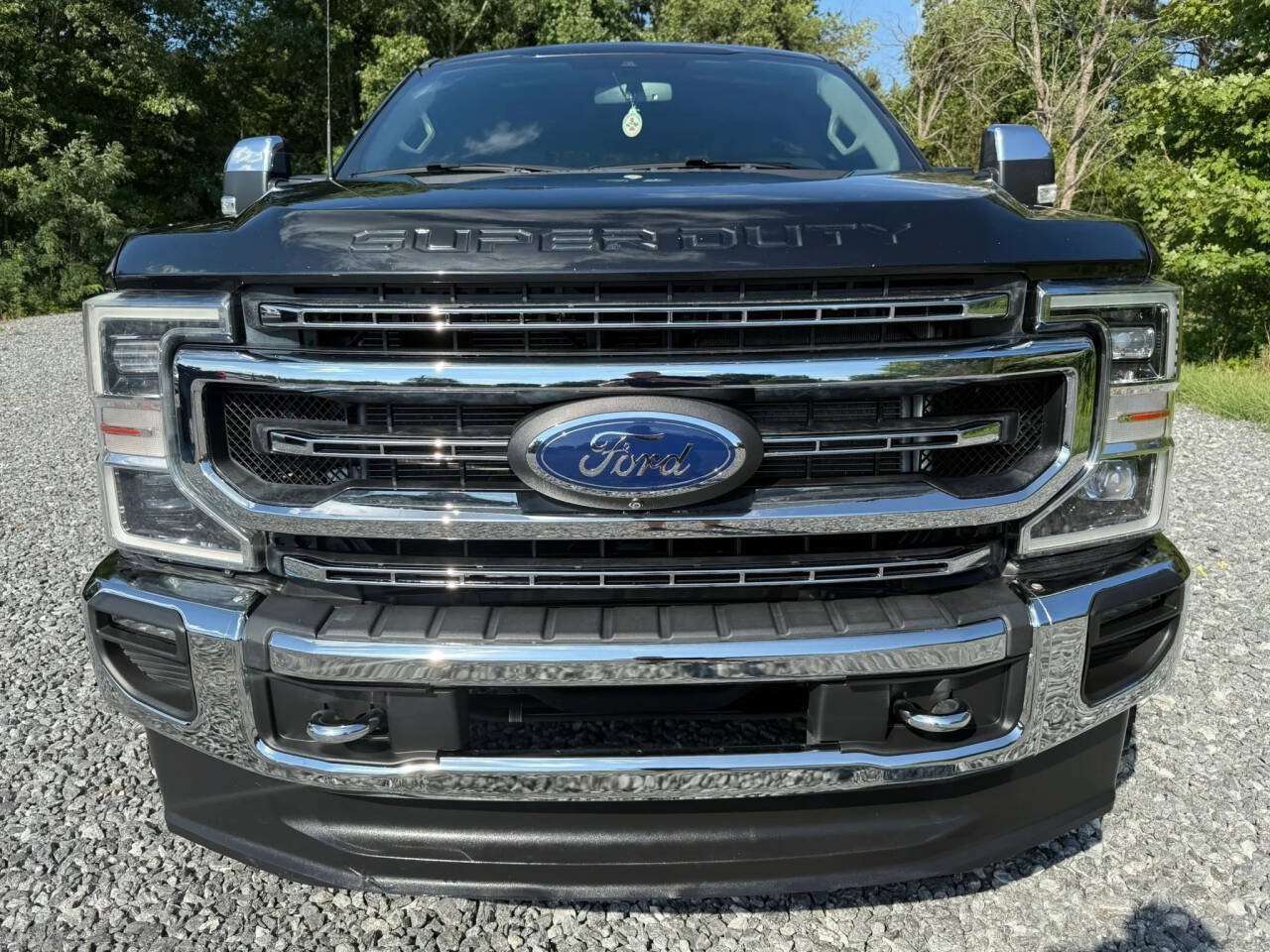 Used 2021 Ford F250 Lariat w/ Lariat Ultimate Package AWD/4WD image 2