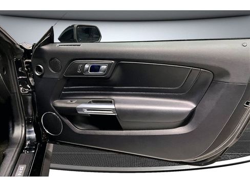 Used 2019 Ford Mustang GT Premium w/ Equipment Group 401A RWD image 26