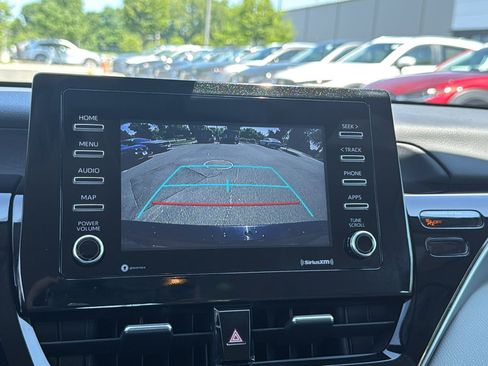 Used 2024 Toyota Camry SE AWD/4WD image 16