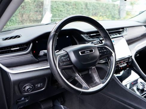 Used 2021 Jeep Grand Cherokee L Limited image 21