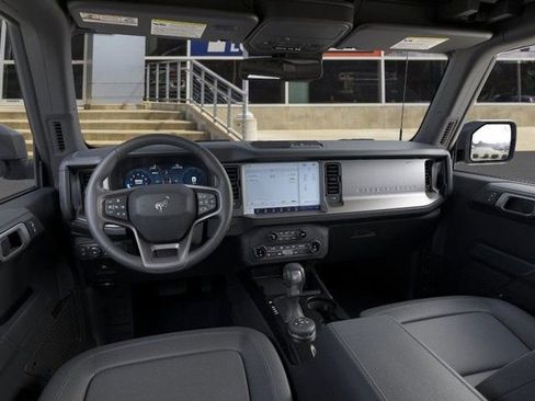 New 2026 Ford Bronco Outer Banks image 9