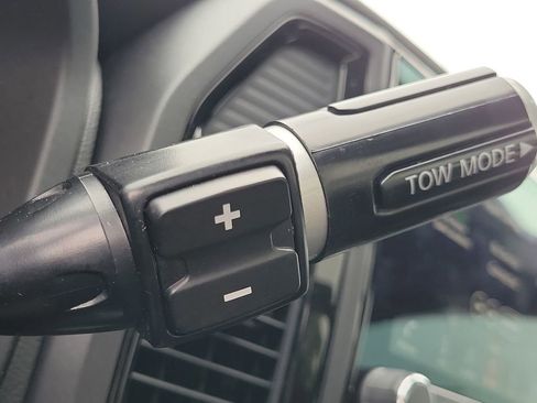 Certified 2024 Nissan Titan PRO-4X w/ Pro-4x Convenience Package image 34