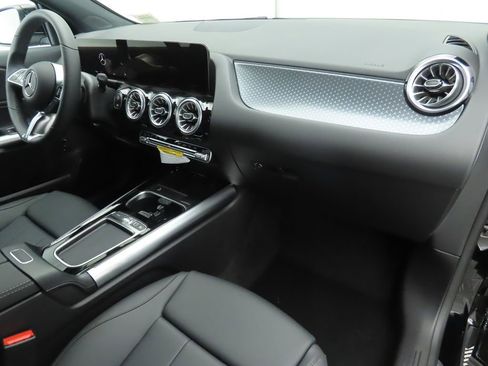 Certified 2025 Mercedes-Benz GLA 250 GLA 250 image 17