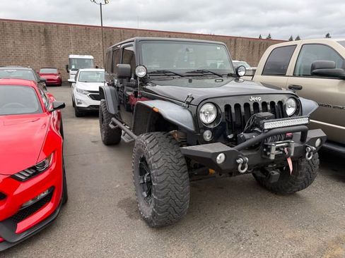 Used 2014 Jeep Wrangler Unlimited Sport w/ Quick Order Package 24S AWD/4WD image 2