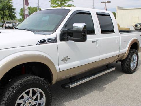Used 2011 Ford F350 Lariat w/ Lariat Interior Pkg AWD/4WD image 9