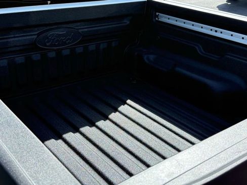 Used 2024 Ford Maverick Lariat w/ Black Appearance Package FWD image 7