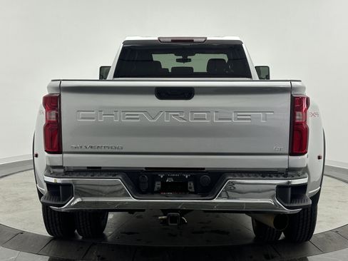 Used 2023 Chevrolet Silverado 3500 LT w/ Gooseneck/5TH Wheel Package image 6