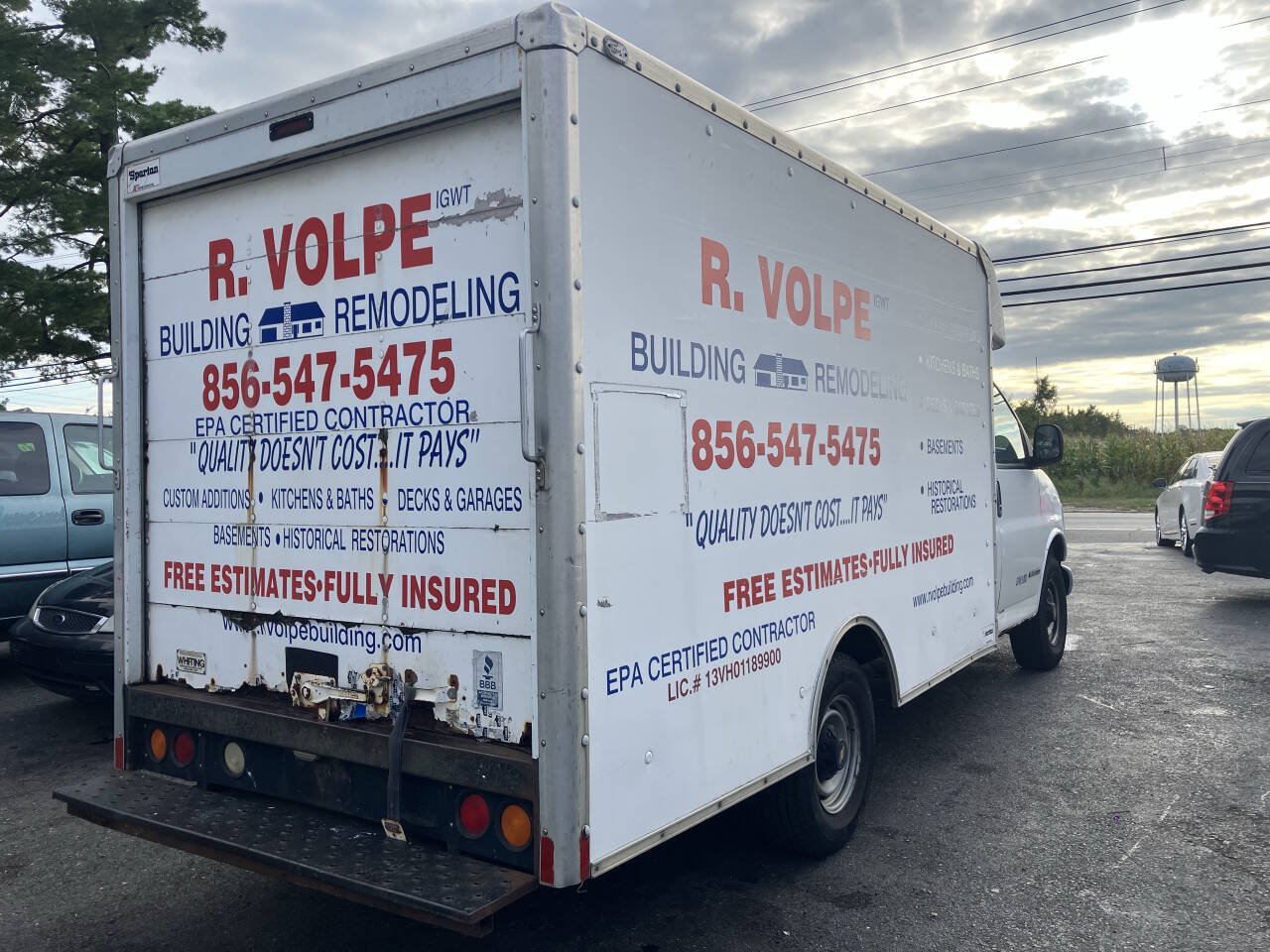 Used 2002 Chevrolet Express 3500 RWD image 3