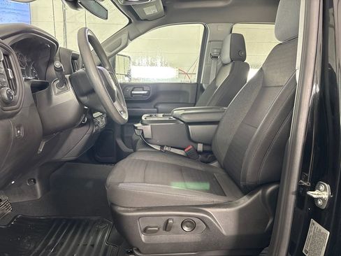 Used 2024 Chevrolet Silverado 2500 Custom w/ Custom Value Package image 13