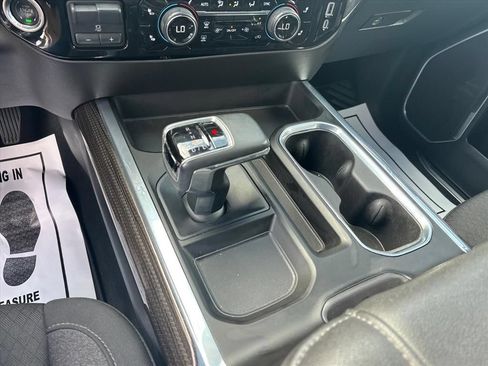 Used 2025 Chevrolet Silverado 1500 RST AWD/4WD image 35
