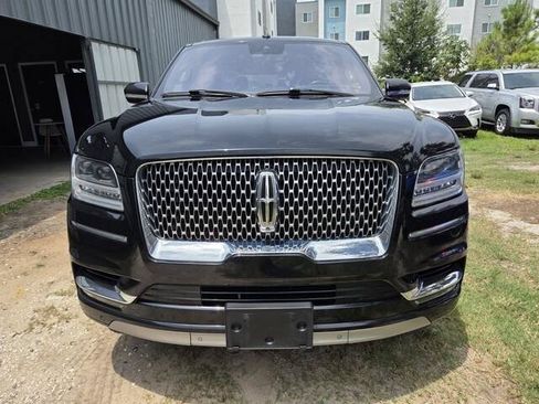Used 2020 Lincoln Navigator Reserve w/ Luxury Package AWD/4WD image 2