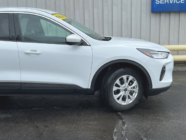Used 2023 Ford Escape Active w/ Tech Pack #2 AWD/4WD image 18