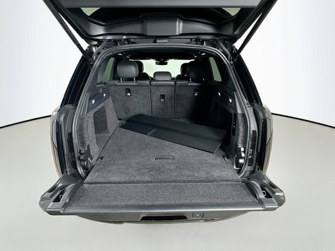 Used 2024 Land Rover Range Rover SE AWD/4WD image 38