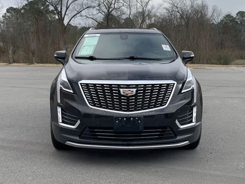 Used 2021 Cadillac XT5 Premium Luxury image 2
