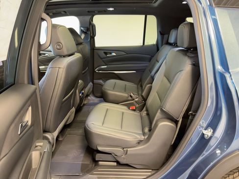 New 2026 Chevrolet Traverse LT w/ Sun and Wheel Package image 14