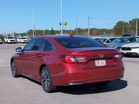 Used 2020 Honda Accord Touring image 6