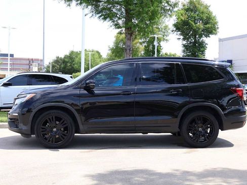 Used 2021 Honda Pilot Black Edition image 3