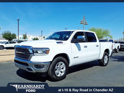 Used 2022 RAM 1500 Laramie AWD/4WD image 1