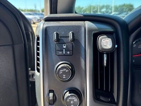 Used 2017 Chevrolet Silverado 1500 LT w/ All Star Edition AWD/4WD image 16