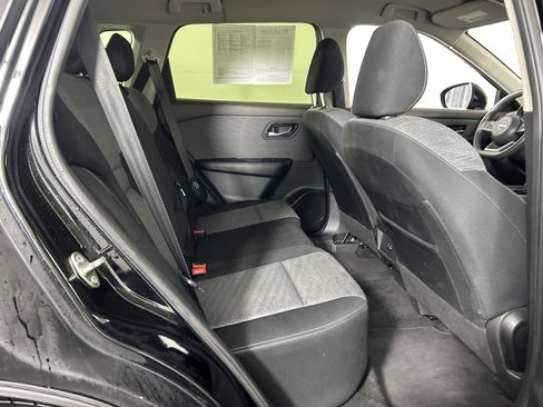 Certified 2023 Nissan Rogue SV image 38