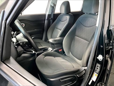 Used 2019 Kia Soul image 25