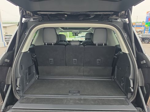 Used 2026 Lincoln Navigator Reserve AWD/4WD image 6