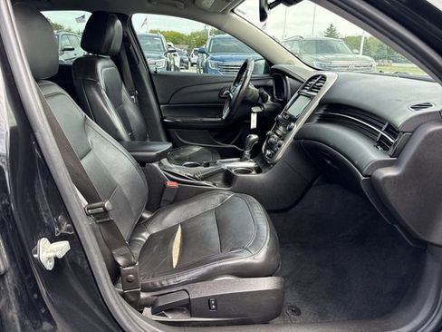 Used 2014 Chevrolet Malibu LT FWD image 26