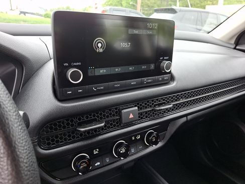 Certified 2023 Honda HR-V LX image 23