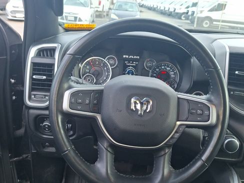 Used 2023 RAM 1500 Big Horn AWD/4WD image 14