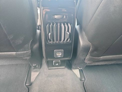 Used 2025 Jeep Compass Limited AWD/4WD image 30