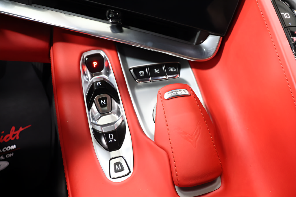 Used 2024 Chevrolet Corvette Stingray Premium Cpe w/ Z51 Performance Package RWD image 9