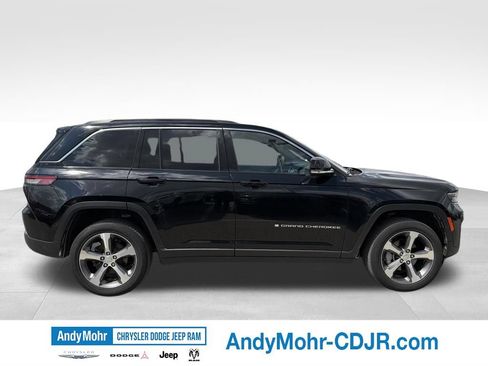 Used 2024 Jeep Grand Cherokee Limited AWD/4WD image 8
