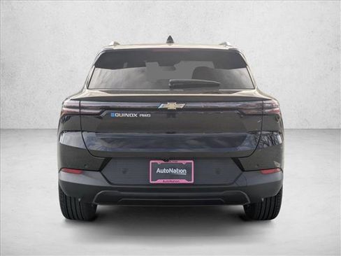New 2026 Chevrolet Equinox EV LT AWD/4WD image 7