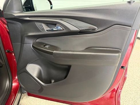 Used 2023 Chevrolet TrailBlazer RS w/ Convenience Package FWD image 20