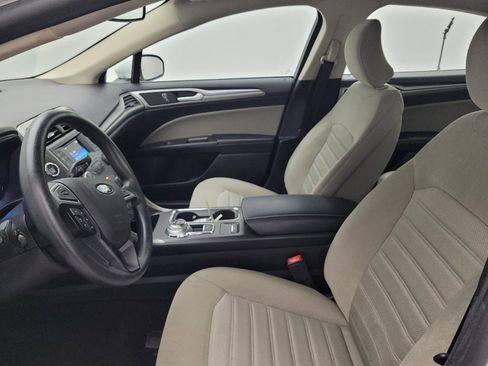 Used 2019 Ford Fusion S FWD image 17