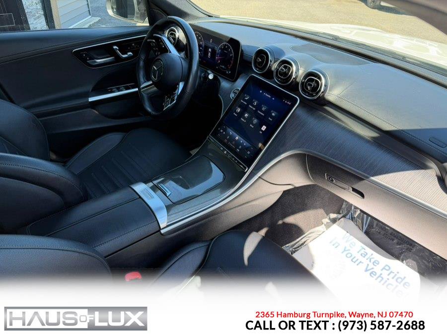 Used 2022 Mercedes-Benz C 300 4MATIC Sedan image 4