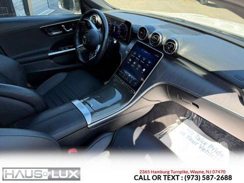 Used 2022 Mercedes-Benz C 300 4MATIC Sedan image 4