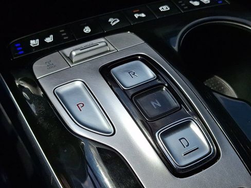 Used 2022 Hyundai Tucson Limited AWD/4WD image 17