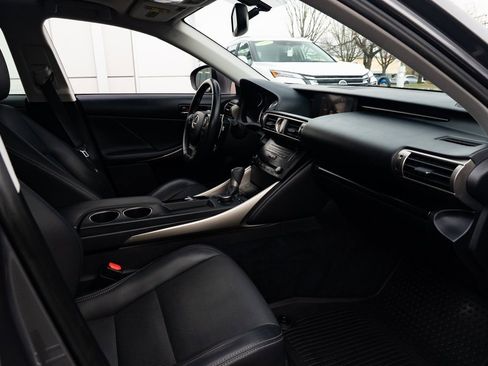 Used 2014 Lexus IS 250 image 26
