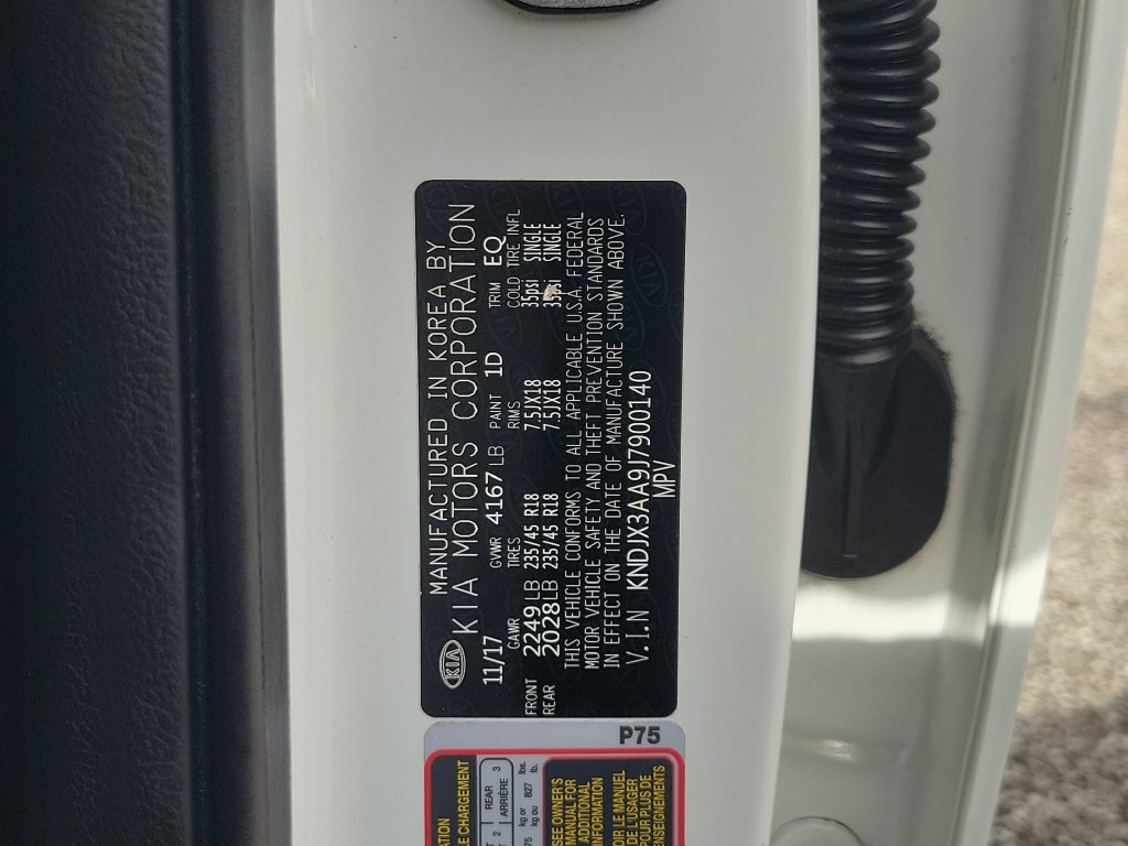 Used 2018 Kia Soul ! FWD image 32